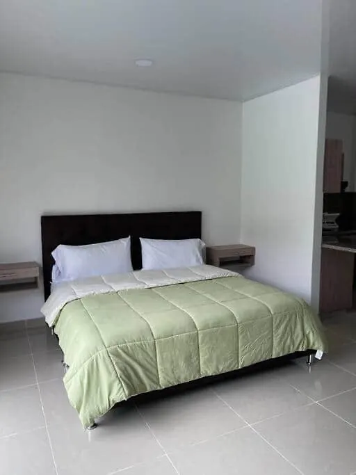 Loft En Granada Con Vista A La Montana Apartment Cali